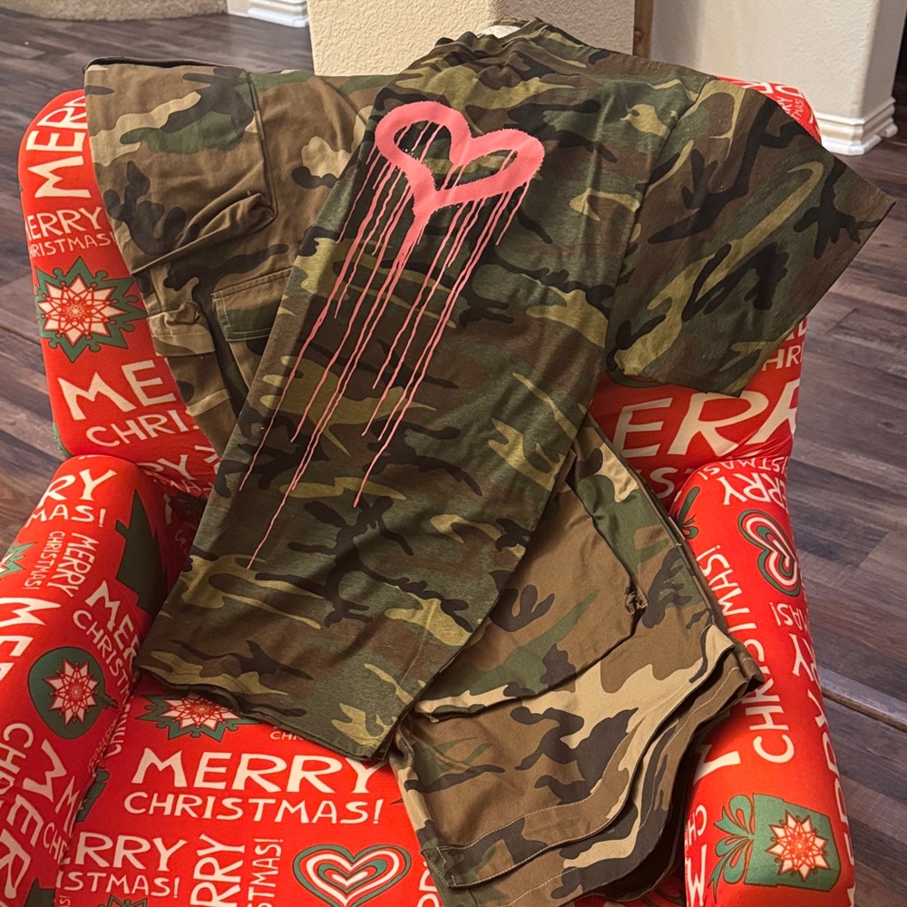 Fashion Nova Camouflage Cargo Pants with Matching Shirt